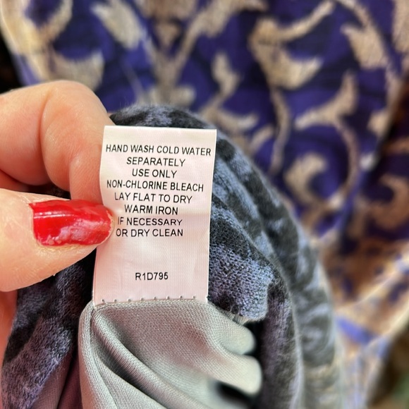 Purple, Blue & Gold Patterned Size 12 Dress; Mid Calf; Scoop Neck; 3/4 Sleeves - Picture 8 of 10